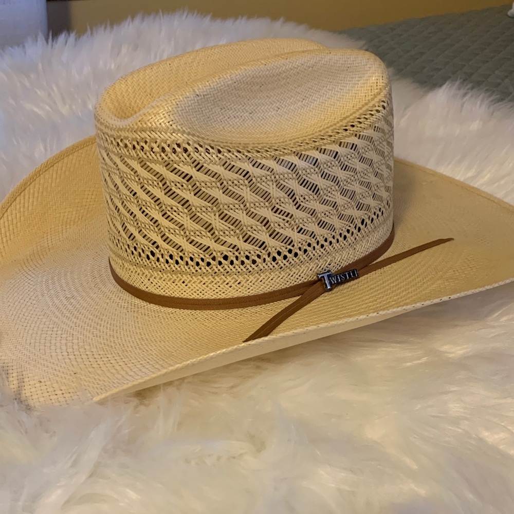 Twister Straw Western Cowboy Hat in Natural with Brown Band